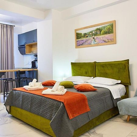 Apartamente By R S Неводарі Екстер'єр фото